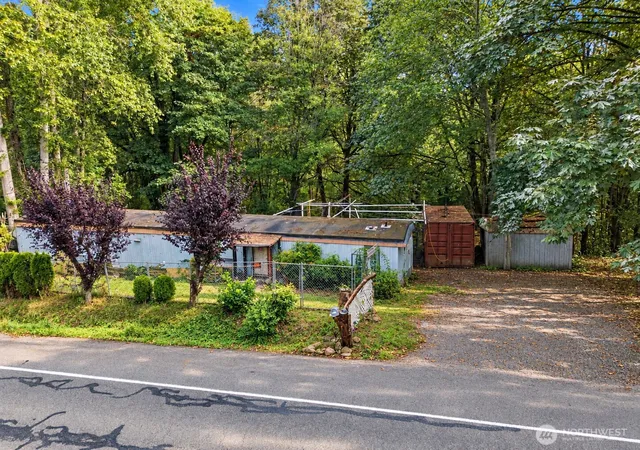 Photo 2 of Manufactured home for sale at 12822 175th Avenue Se, Renton, WA 98059 | MLS# NWM2586886 | Listing updated on 2026-09-25