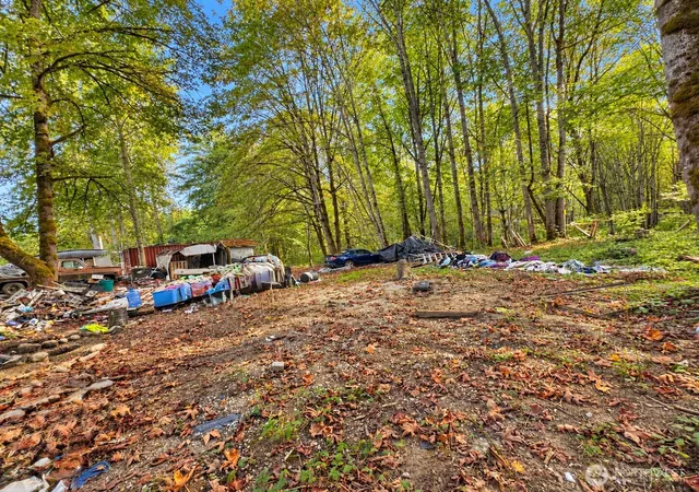 Photo 3 of Manufactured home for sale at 12822 175th Avenue Se, Renton, WA 98059 | MLS# NWM2586886 | Listing updated on 2026-09-25