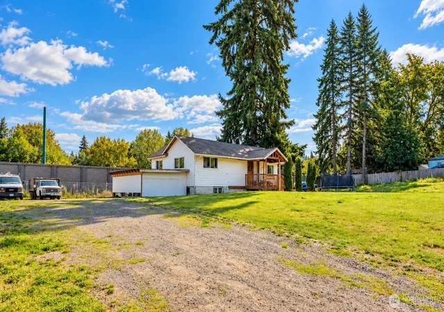 Photo 3 of Single family home for sale at 3804 Meadow Ave N, Renton, WA 98056 | MLS# NWM2586896 | Listing updated on 2026-09-25