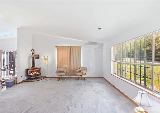 Photo 4 of Sale Pending at 21621 108th Street SE, Snohomish, WA 98290 | MLS# NWM2586898 | Listing updated on 2026-09-30