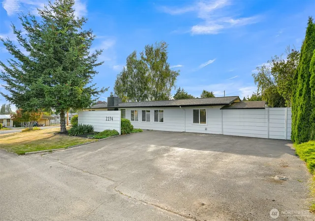 Photo 2 of Single family home for sale at 2274 Hawthorne St, Ferndale, WA 98248 | MLS# NWM2586899 | Listing updated on 2026-09-25