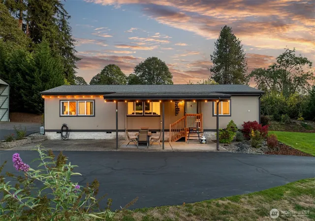 Photo 2 of Sale Pending at 144 Paradise Acres Rd, Kalama, WA 98625 | MLS# NWM2586900 | Listing updated on 2026-09-29