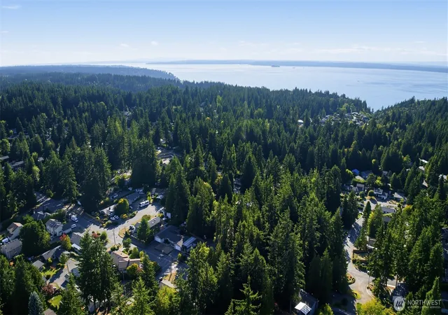Photo 19 of Single family home for sale at 14627 57th Place W, Edmonds, WA 98026 | MLS# NWM2586901 | Listing updated on 2026-10-09