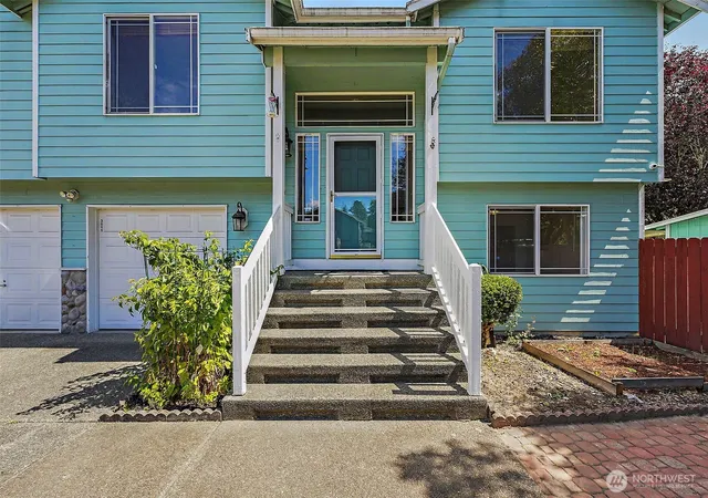 Photo 2 of Single family home for sale at 3011 12th Street Pl Sw, Puyallup, WA 98373 | MLS# NWM2586907 | Listing updated on 2026-09-25