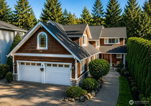 Photo 2 of Single family home for sale at 11612 Ne 107th Lane, Kirkland, WA 98033 | MLS# NWM2586918 | Listing updated on 2026-10-01