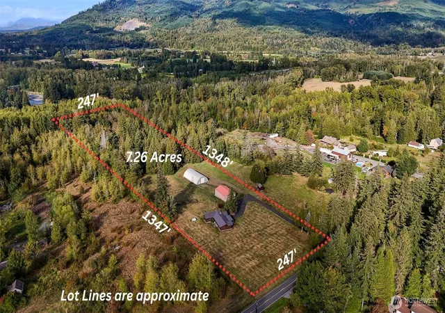 Photo 4 of Sale Pending at 3620 E Smith St, Bellingham, WA 98226 | MLS# NWM2586920 | Listing updated on 2026-09-30