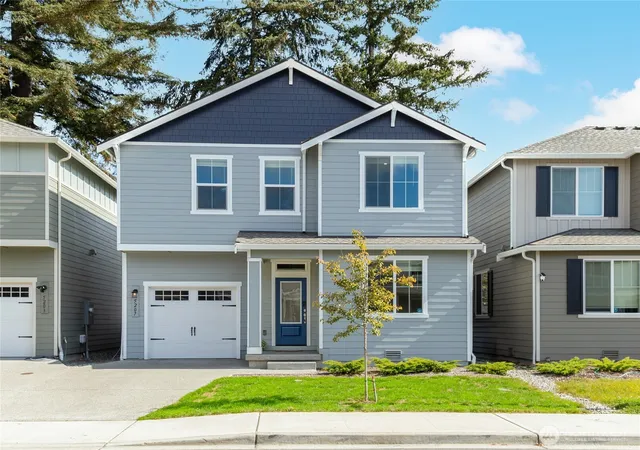 Photo 2 of Single family home for sale at 5207 E M St, Tacoma, WA 98404 | MLS# NWM2586927 | Listing updated on 2026-10-01