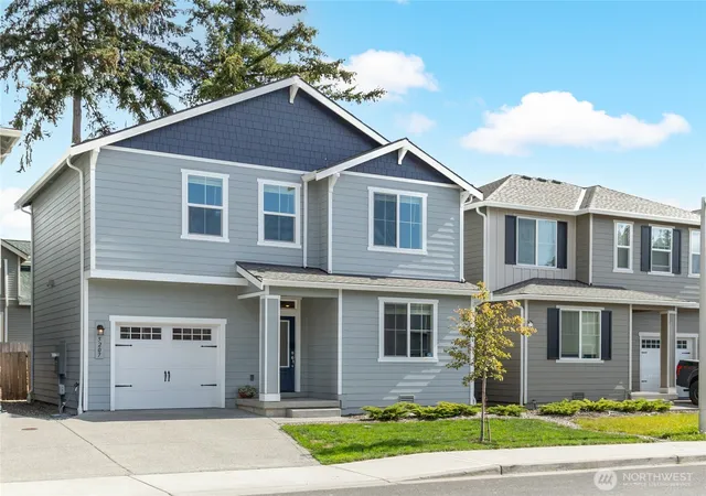 Photo 3 of Single family home for sale at 5207 E M St, Tacoma, WA 98404 | MLS# NWM2586927 | Listing updated on 2026-10-01