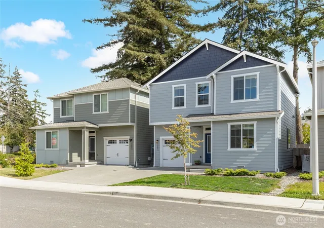 Photo 3 of Single family home for sale at 5207 E M St, Tacoma, WA 98404 | MLS# NWM2586927 | Listing updated on 2026-10-01