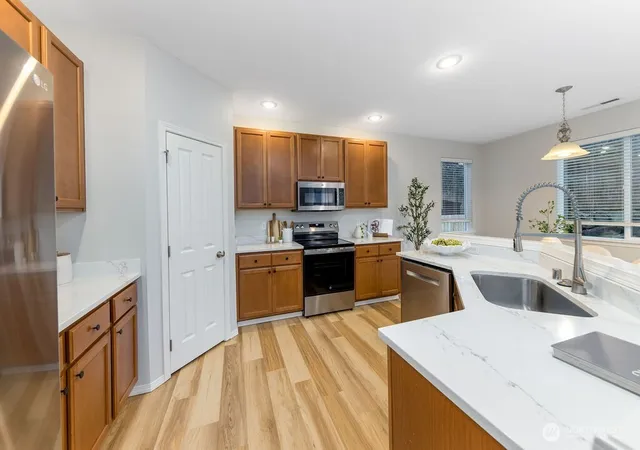 Photo 3 of Single family home for sale at 22907 SE 271st Place, Maple Valley, WA 98038 | MLS# NWM2586941 | Listing updated on 2026-09-25