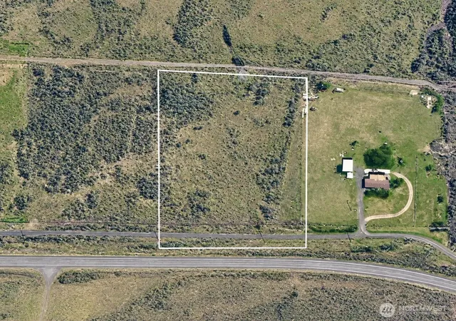 Photo 1 of Land for sale at 4555 Wa 260, Connell, WA 99326 | MLS# NWM2586951 | Listing updated on 2026-10-14