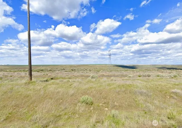 Photo 2 of Land for sale at 4555 Wa 260, Connell, WA 99326 | MLS# NWM2586951 | Listing updated on 2026-10-14