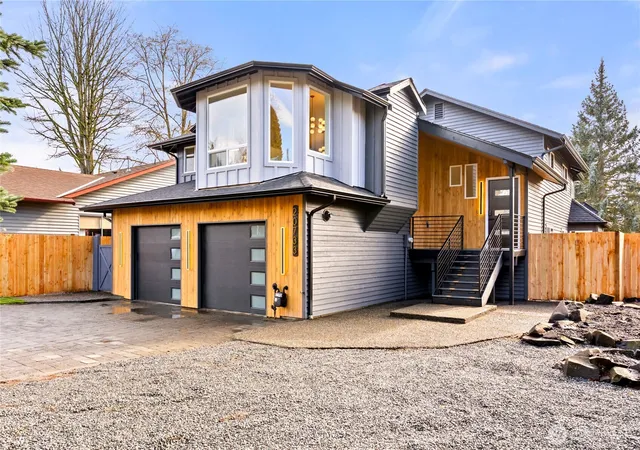 Photo 2 of Sale Pending at 20733 Elberta Rd, Lynnwood, WA 98036 | MLS# NWM2586958 | Listing updated on 2026-09-29
