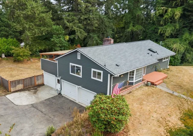 Photo 1 of Single family home for sale at 10827 Williams Way Sw, Lakewood, WA 98498 | MLS# NWM2586966 | Listing updated on 2026-10-28