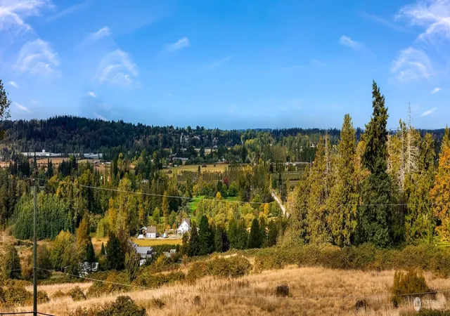 Photo 3 of Single family home for sale at 2702 W 99th Street, Blaine, WA 98230 | MLS# NWM2586971 | Listing updated on 2026-09-30