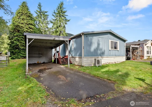 Photo 1 of Sale Pending at 850 Crescent St #53, Raymond, WA 98577 | MLS# NWM2586976 | Listing updated on 2026-10-01