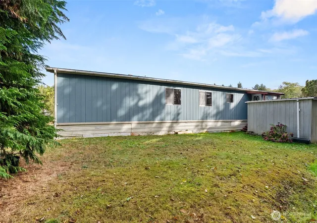 Photo 2 of Sale Pending at 850 Crescent St #53, Raymond, WA 98577 | MLS# NWM2586976 | Listing updated on 2026-10-01
