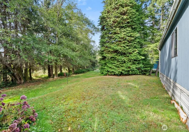 Photo 3 of Sale Pending at 850 Crescent St #53, Raymond, WA 98577 | MLS# NWM2586976 | Listing updated on 2026-10-01