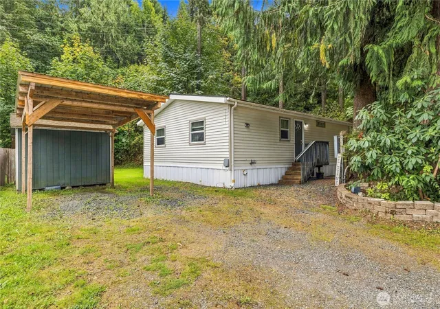 Photo 40 of Manufactured home for sale at 13001 E Loop View Dr, Granite Falls, WA 98252 | MLS# NWM2586988 | Listing updated on 2026-10-16