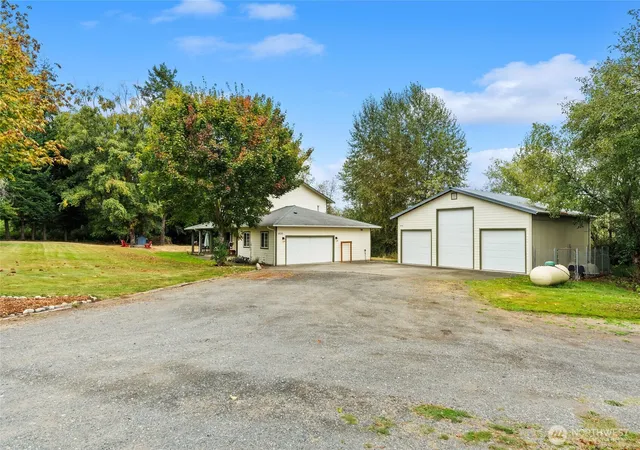 Photo 3 of Single family home for sale at 4961 Elder Rd, Ferndale, WA 98248 | MLS# NWM2586993 | Listing updated on 2026-09-25