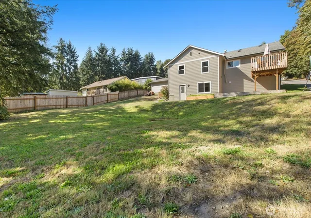 Photo 2 of Single family home for sale at 2404 Ravenna St, Everett, WA 98203 | MLS# NWM2586998 | Listing updated on 2026-10-02