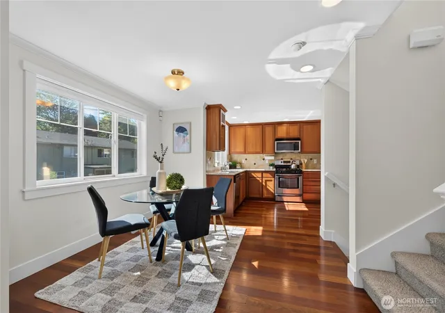 Photo 2 of Townhouse for sale at 5013 40th Avenue Ne, Seattle, WA 98105 | MLS# NWM2587001 | Listing updated on 2026-09-30