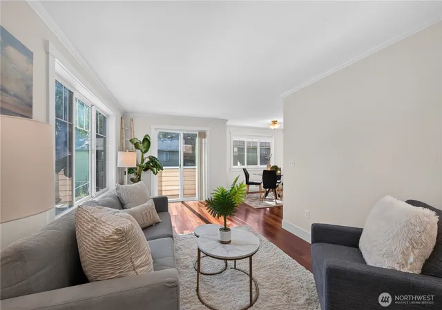 Photo 3 of Townhouse for sale at 5013 40th Avenue Ne, Seattle, WA 98105 | MLS# NWM2587001 | Listing updated on 2026-09-30