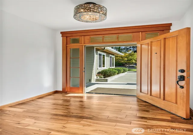 Photo 4 of Single family home for sale at 15922 E Shore Dr, Lynnwood, WA 98087 | MLS# NWM2587002 | Listing updated on 2026-10-02