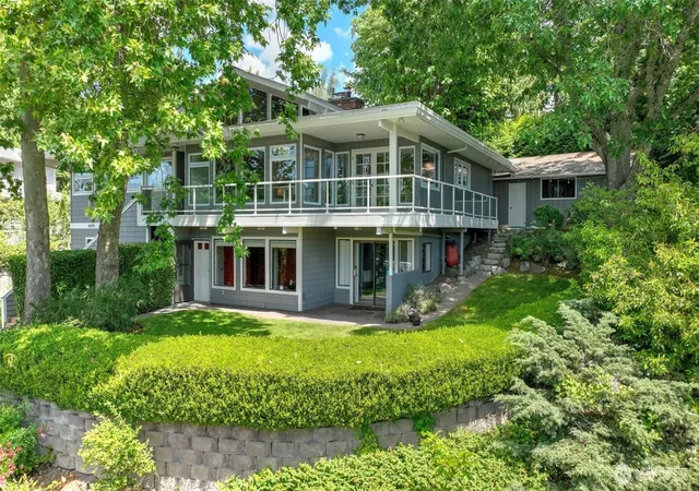 Photo 2 of Single family home for sale at 18744 Kenlake Pl Ne, Kenmore, WA 98028 | MLS# NWM2587004 | Listing updated on 2026-09-28