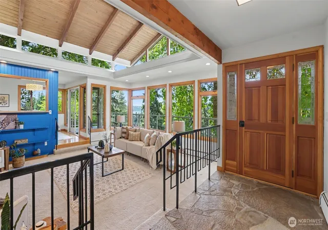 Photo 4 of Single family home for sale at 18744 Kenlake Pl NE, Kenmore, WA 98028 | MLS# NWM2587004 | Listing updated on 2026-09-28
