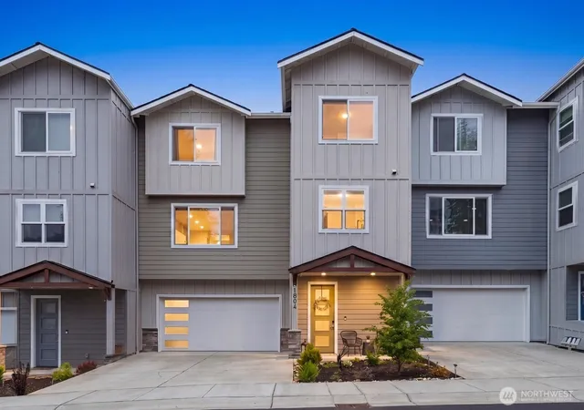 Photo 1 of Townhouse for sale at 1804 25th Street, Snohomish, WA 98290 | MLS# NWM2587005 | Listing updated on 2026-09-27