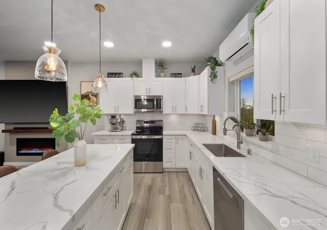 Photo 3 of Townhouse for sale at 1804 25th Street, Snohomish, WA 98290 | MLS# NWM2587005 | Listing updated on 2026-09-27