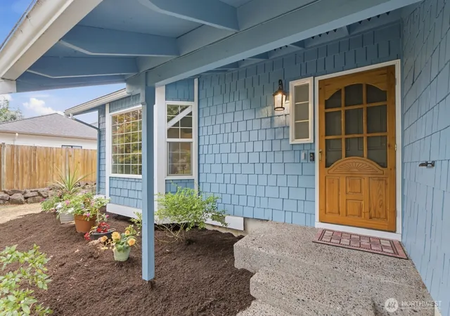Photo 2 of Single family home for sale at 2608 184th Place Se, Bothell, WA 98012 | MLS# NWM2587008 | Listing updated on 2026-10-01