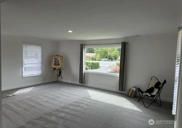 Photo 3 of Single family home for sale at 3324 Ocean Beach Hwy, Longview, WA 98632 | MLS# NWM2587010 | Listing updated on 2026-09-25
