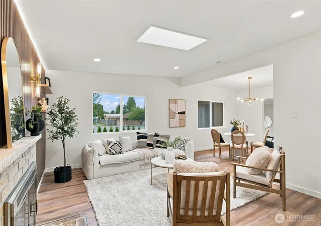 Photo 3 of Sale Pending at 19912 108th Avenue SE, Kent, WA 98031 | MLS# NWM2587051 | Listing updated on 2026-09-30