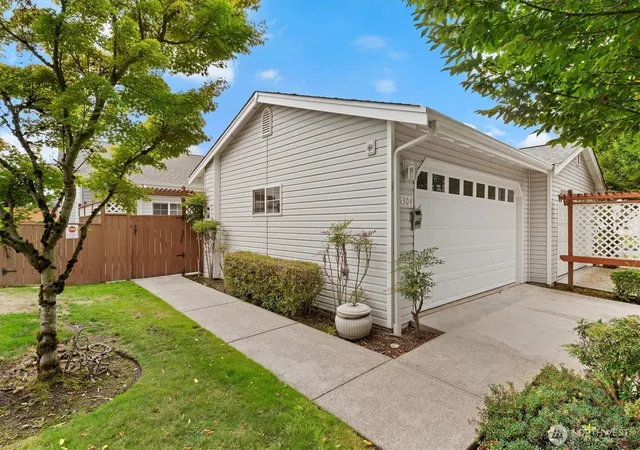 Photo 3 of Single family home for sale at 6304 Sheffield Ln E, Fife, WA 98424 | MLS# NWM2587055 | Listing updated on 2026-10-01