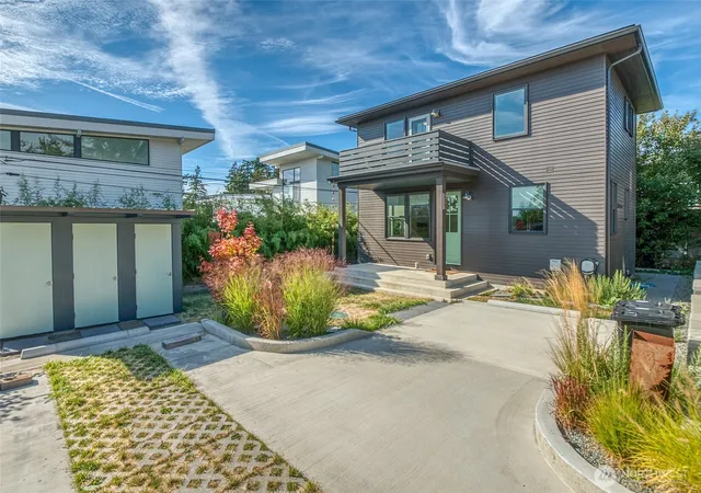 Photo 1 of Condo for sale at 429 Pine St #C, Eastsound, WA 98245 | MLS# NWM2587063 | Listing updated on 2026-09-28