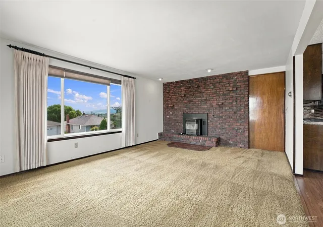 Photo 4 of Sale Pending at 1710 S 73rd Avenue, Yakima, WA 98908 | MLS# NWM2587069 | Listing updated on 2026-10-02