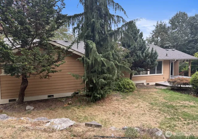 Photo 3 of Single family home for sale at 13718 248th Avenue Se, Monroe, WA 98272 | MLS# NWM2587070 | Listing updated on 2026-10-02