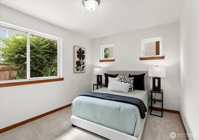 Photo 4 of Sale Pending at 809 NW 53rd Street #B, Seattle, WA 98107 | MLS# NWM2587081 | Listing updated on 2026-10-02
