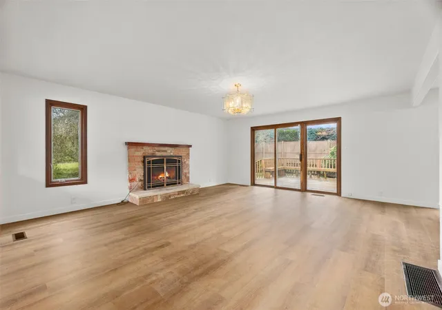 Photo 3 of Single family home for sale at 101 Deer Park Dr, Aberdeen, WA 98520 | MLS# NWM2587087 | Listing updated on 2026-09-27