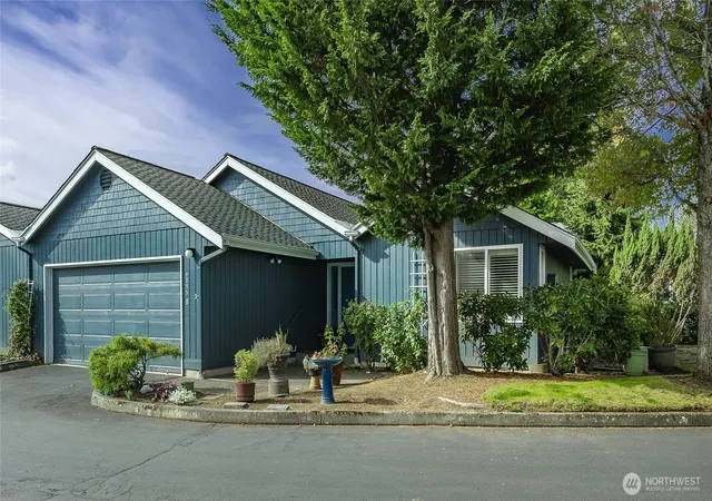 Condo for sale at 4855 N Village Ln #B, Bellingham, WA 98226 | MLS# NWM2587096