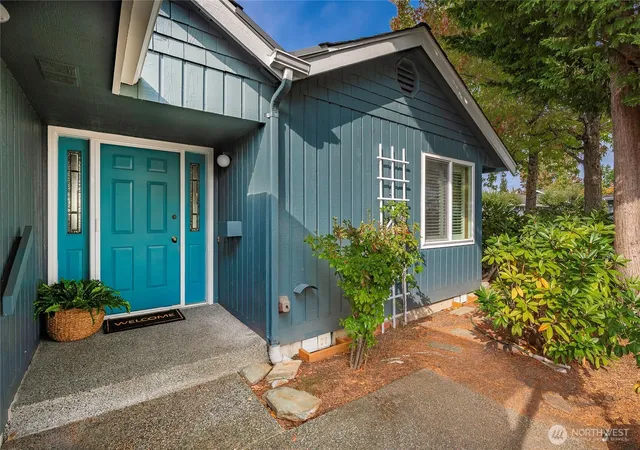 Photo 3 of Condo for sale at 4855 N Village Ln #B, Bellingham, WA 98226 | MLS# NWM2587096 | Listing updated on 2026-09-28
