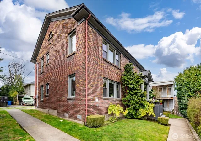 Photo 4 of Multi family home for sale at 109 115 30th Avenue, Seattle, WA 98122 | MLS# NWM2587100 | Listing updated on 2026-09-24