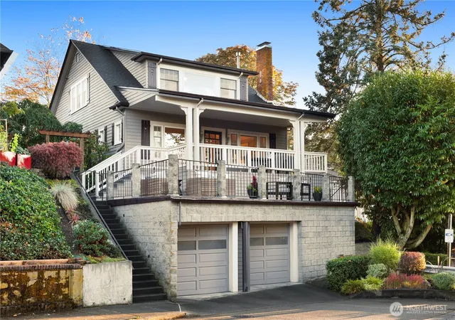 Photo 4 of Sale Pending at 3780 SW Grayson St, Seattle, WA 98126 | MLS# NWM2587106 | Listing updated on 2026-10-01
