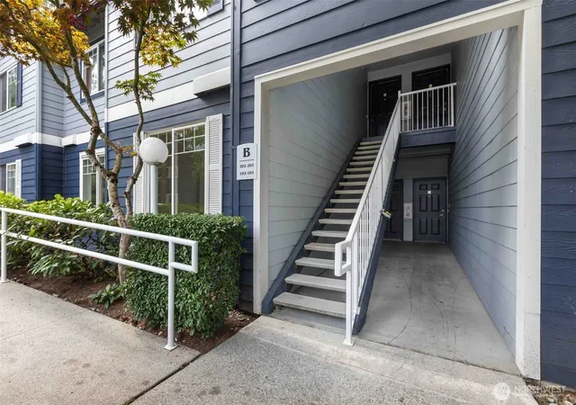 Photo 2 of Condo for sale at 10825 Se 200th Street #B102, Kent, WA 98031 | MLS# NWM2587107 | Listing updated on 2026-09-25