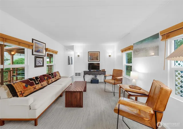 Photo 3 of Manufactured home for sale at 861 St Rt 101, Chinook, WA 98614 | MLS# NWM2587117 | Listing updated on 2026-10-01