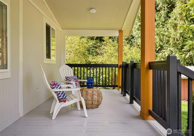 Photo 3 of Manufactured home for sale at 1213 324th Way Ne, Carnation, WA 98014 | MLS# NWM2587119 | Listing updated on 2026-09-29