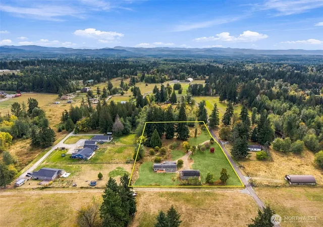Photo 2 of Manufactured home for sale at 5907 288th Street E, Graham, WA 98338 | MLS# NWM2587127 | Listing updated on 2026-09-26