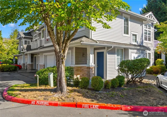 Photo 2 of Condo for sale at 5230 Se 238th Lane, Issaquah, WA 98029 | MLS# NWM2587136 | Listing updated on 2026-09-30